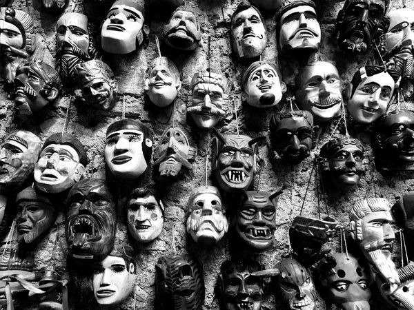 Où trouver des ateliers de fabrication de masques en Italie?